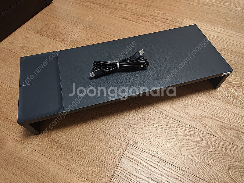 데스커 모니터 받침대 무선충전 USB허브--0