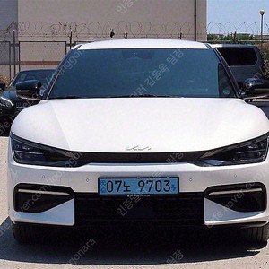 44,024 km EV6 중고 전기중고차 롱레인지 GT Line 중고차구매 흰색
