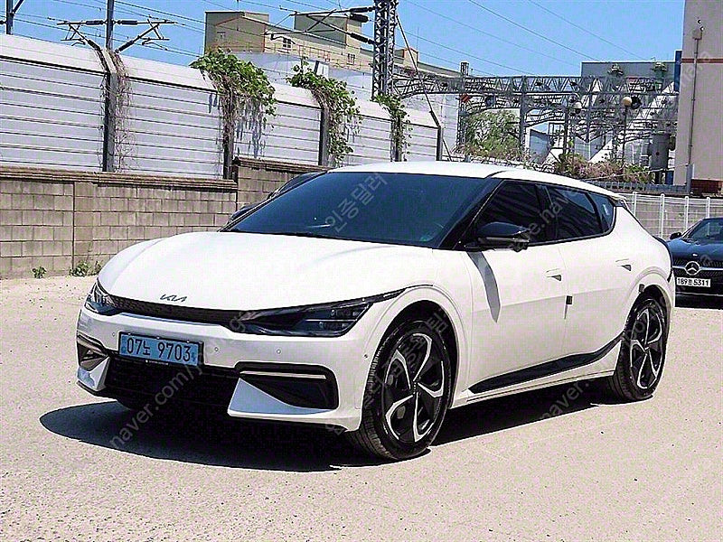 44,024 km EV6 중고 전기중고차 롱레인지 GT...--7