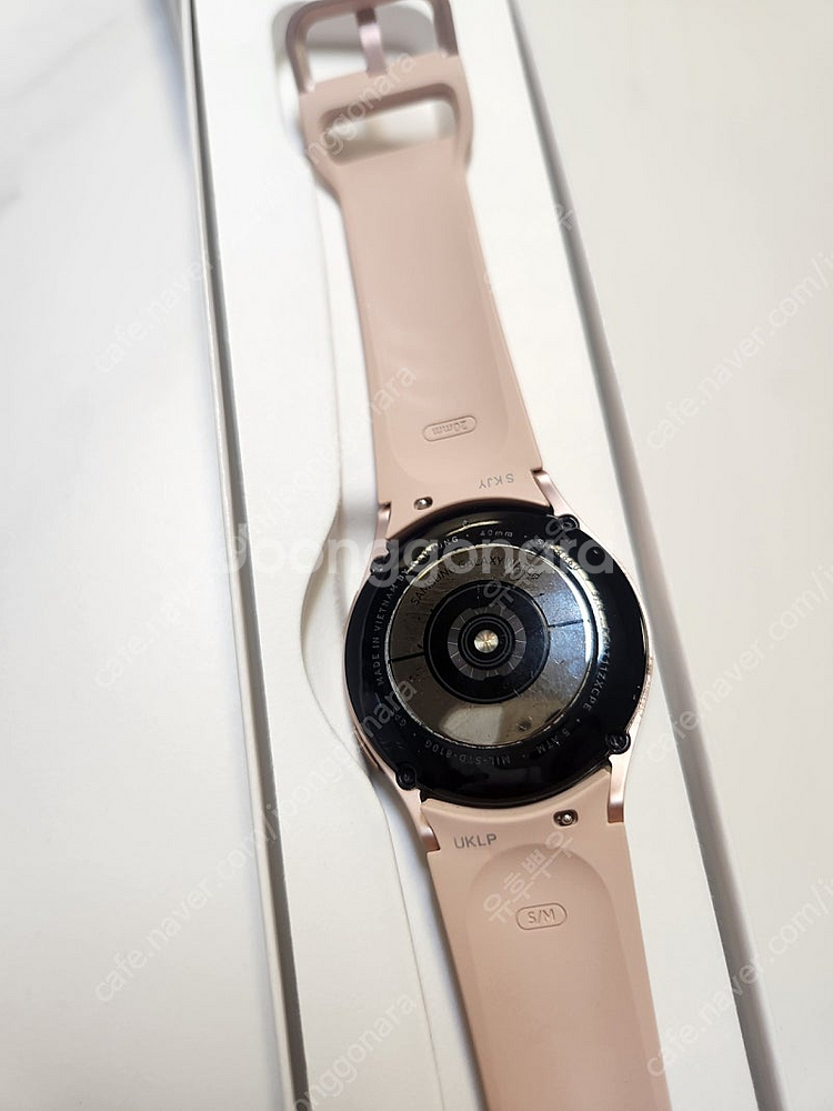 갤럭시워치4 40mm 핑크 색상입니다--1
