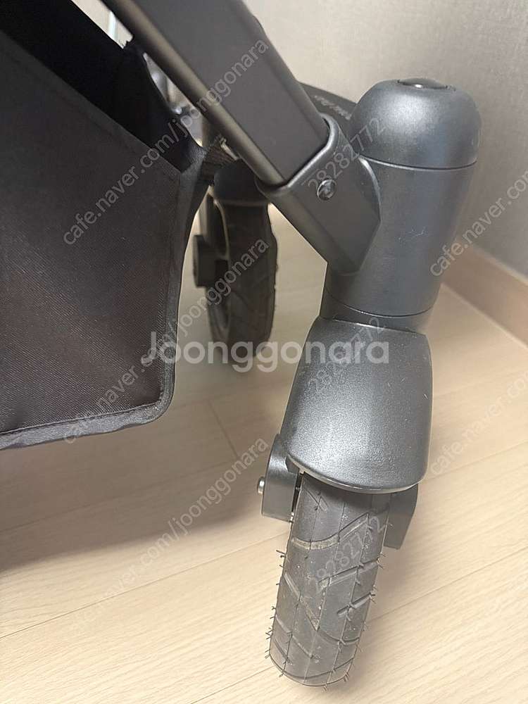 로얄테일즈 유모차 판매합니다!--8
