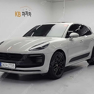 포르쉐 중고 포르쉐 마칸 중고 회색 2023년식 8,161km 가솔린 2.9 GTS 광이 번쩍번쩍