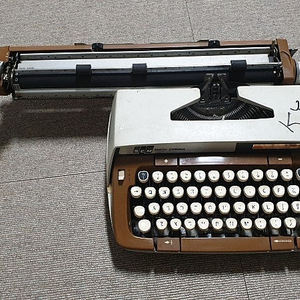 고장 영문 타자기 스미스코로나 Smith Corona Classic 15