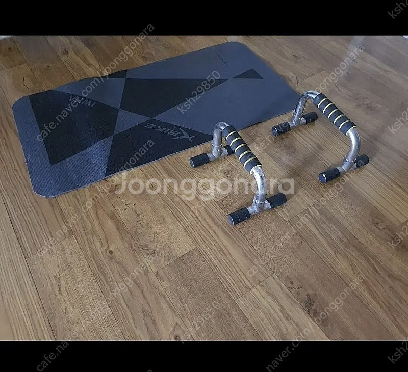 실내자전거+푸쉬업바+깔판덤 저렴하게 1만5천원 집에서 ...--4