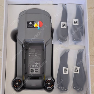 DJI 매빅에어2 플라이모어 콤보(본체는 신상품, 케어 포함)