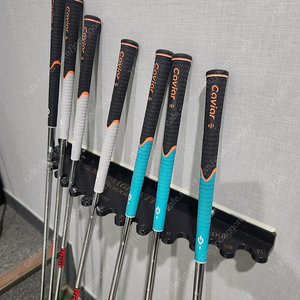 아이언 P790 블랙팝니다(급매)