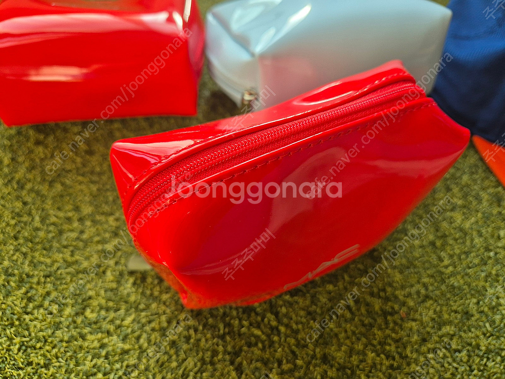 MAC버니 키링과 MAC파우치, 브러쉬 등 새상품--6