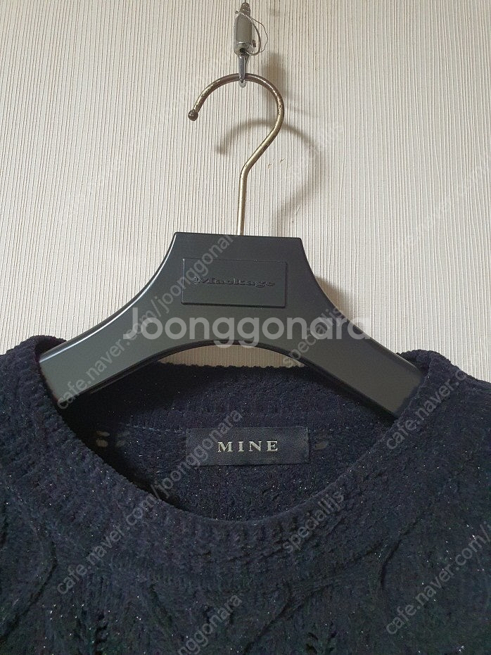 한섬 마인 MINE 글리터 어깨 버튼 니트 프리사이즈 ...--2