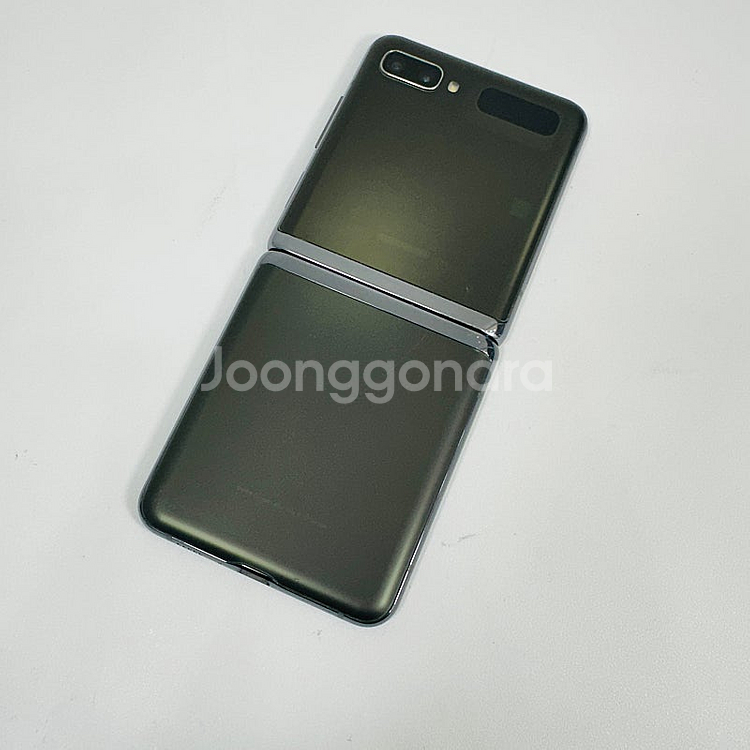 외관깔끔 갤럭시 Z플립5G 블랙색상 256G 7.5만원...--3