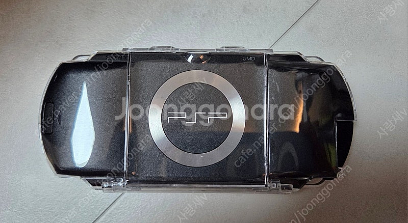 PSP 1005(정발) + 게임5개 일괄 판매합니다.--3
