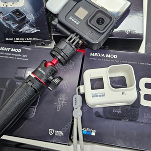 고프로8+모듈세트 팝니다