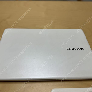 삼성 NT900X5N 액정 파손 노트북