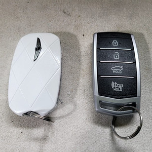 [판매] 제네시스 GV60, G90, G80, GV70, EQ900, G70 차량키 스마트키 감도 저하 발생 시 수신감도 조정 및 연식별 원하는 키로 제작
