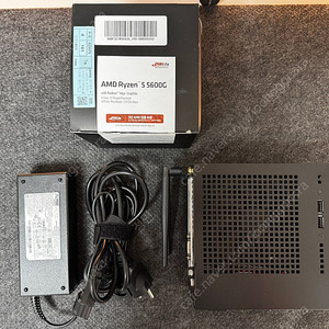 에즈락 데스크미니 X300 팝니다 (5600G / 1TB SSD / 32GB RAM / 녹투아팬)
