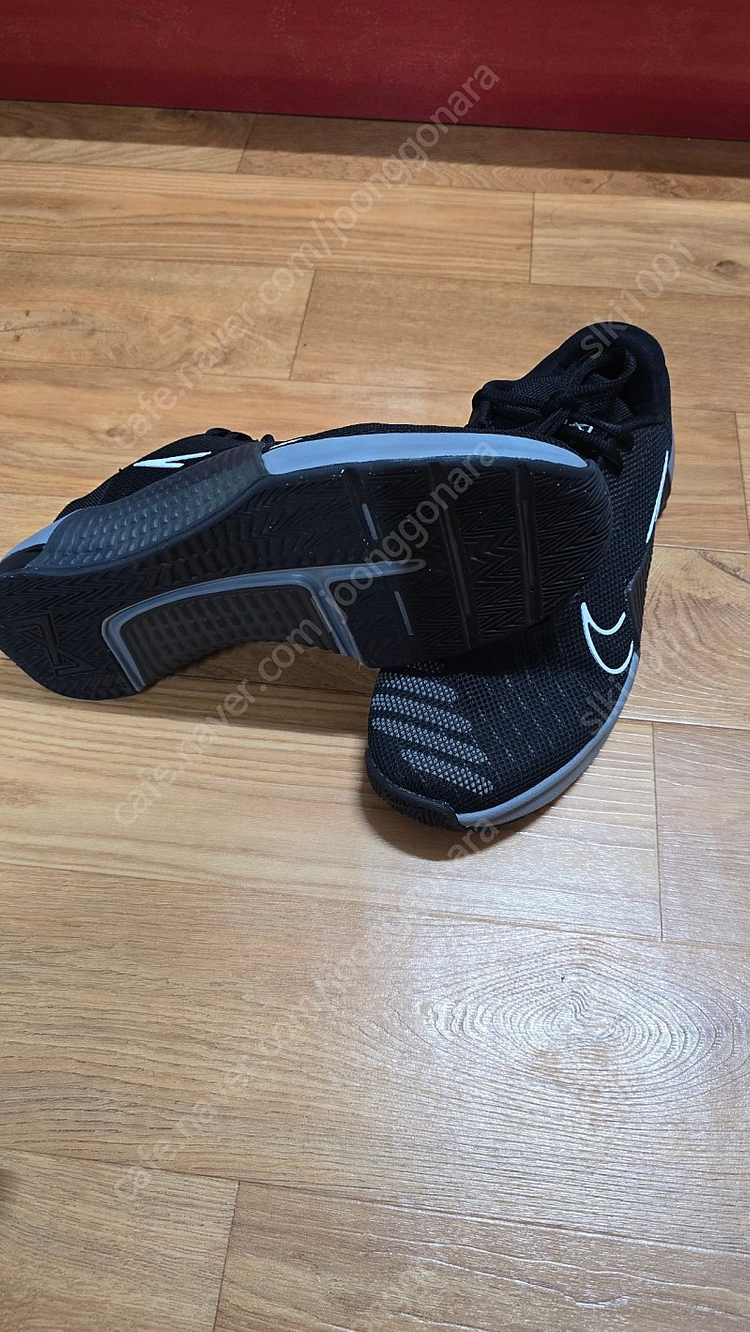 나이키 매트콘 9 블랙 크로스핏화 270 이미지