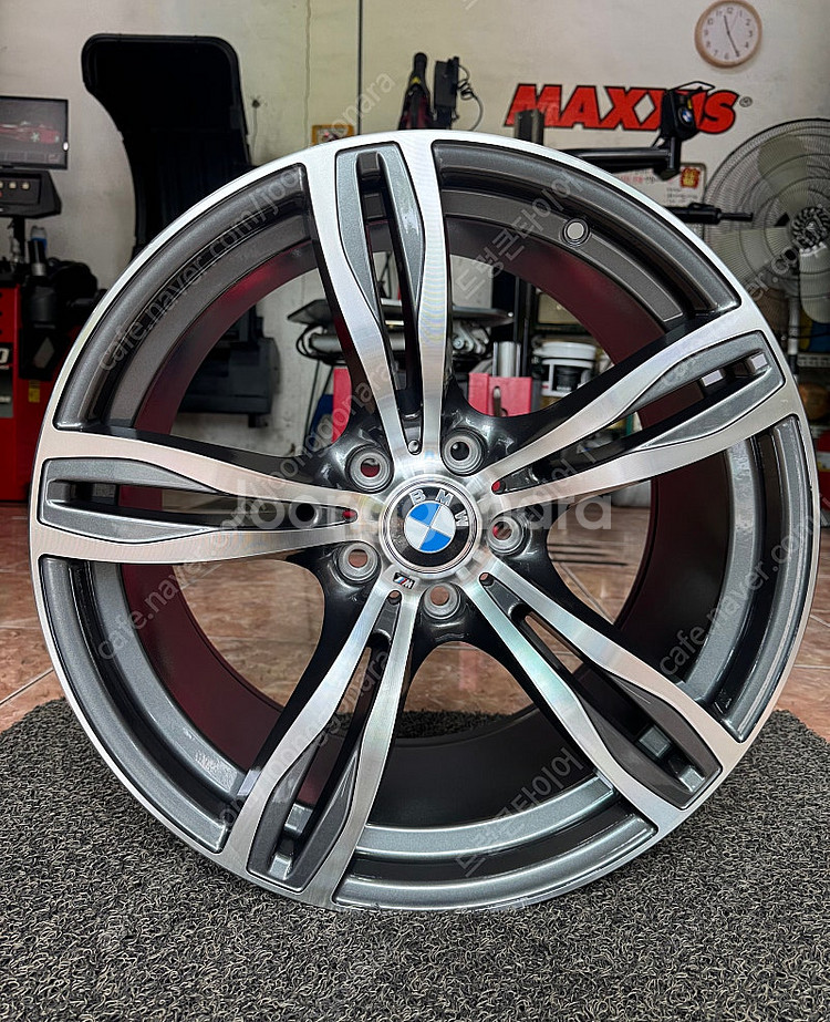BMW M5 스타일 19인치 신품 휠세트 팝니다--0