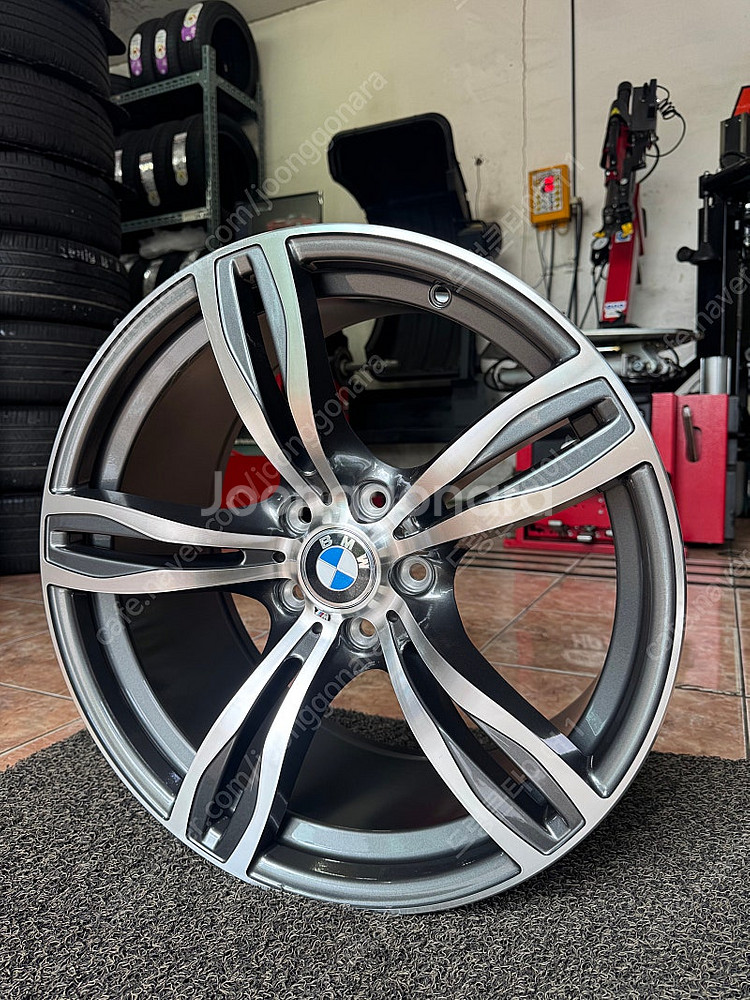 BMW M5 스타일 19인치 신품 휠세트 팝니다--2
