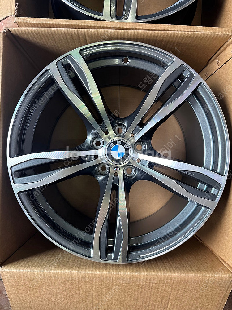 BMW M5 스타일 19인치 신품 휠세트 팝니다--4