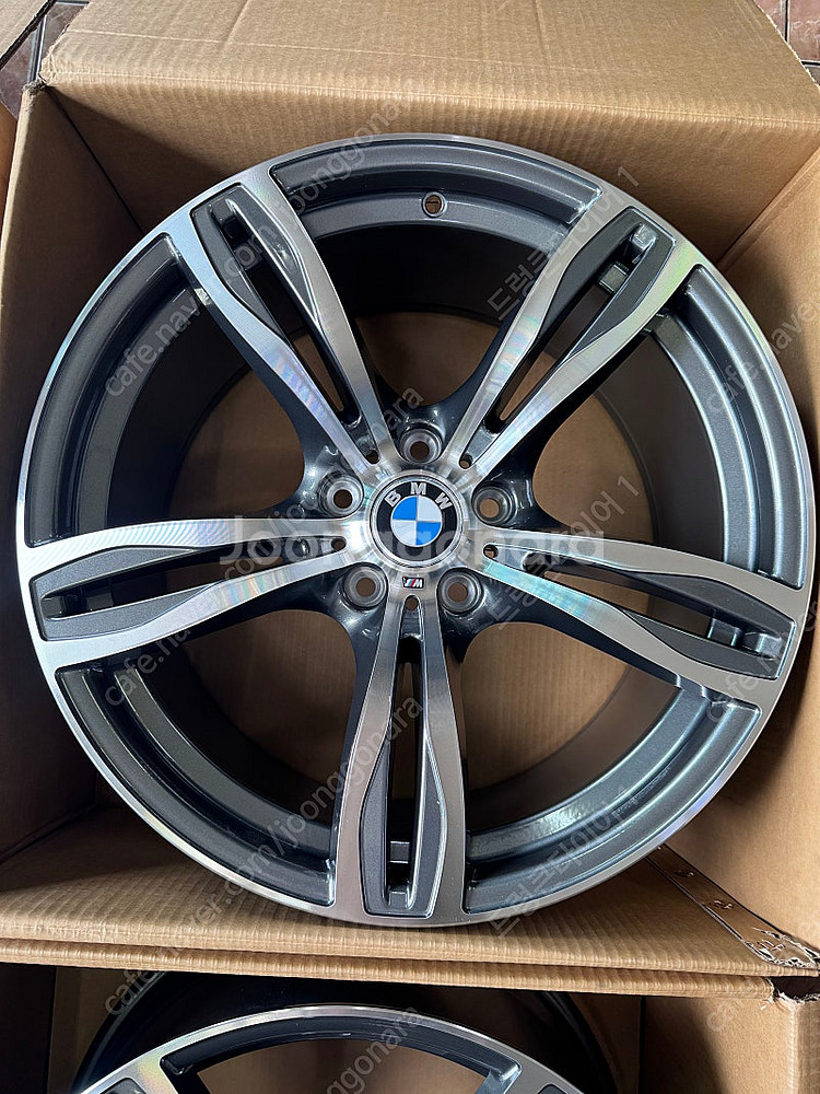 BMW M5 스타일 19인치 신품 휠세트 팝니다--7