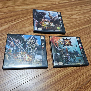 닌텐도 3DS 몬스터헌터 시리즈 세트