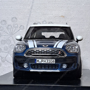 [판매] 1:18 Kyosho Mini F60, Countryman S D.V