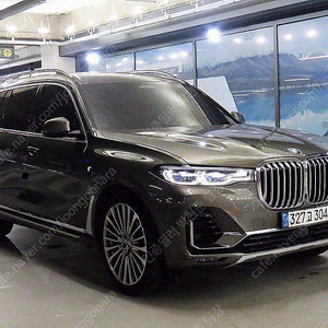 BMW X7 중고 BMW X7 중고차 2022년식 xDrive 40d M 스포츠 중고차이자