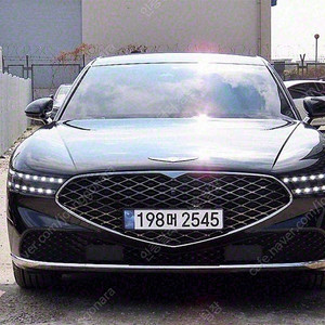 제네시스 G90 중고 제네시스 중고 가격 검정색 2022년식 64,264km 3.5T GDI AWD 중고차구매