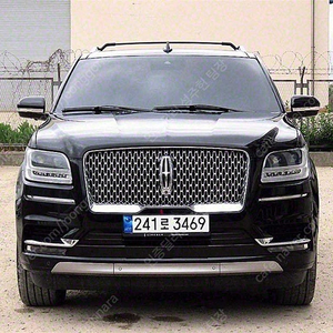 링컨 네비게이터 중고 네비게이터 중고차 검정색 2021년식 60,668km 3.5 리저브 L 전국최대규모
