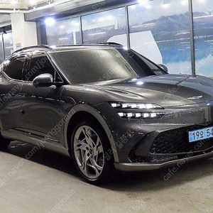 제네시스 GV60 중고 GV60 회색 2022년식 57,202km 퍼포먼스 AWD 최상의 컨디션