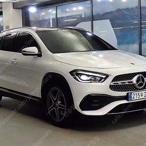 벤츠 GLA 중고 벤츠 GLA클래스 중고 흰색 2020년식 36,517km GLA250 4MATIC 믿을만한 중고차