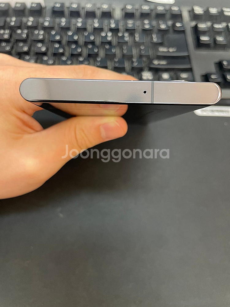 갤럭시S22울트라 블랙 256GB 상태좋은 중고38만팝...--3