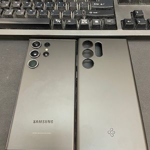 갤럭시S23울트라 블랙 512GB 무잔상 상태좋은 중고60만팝니다