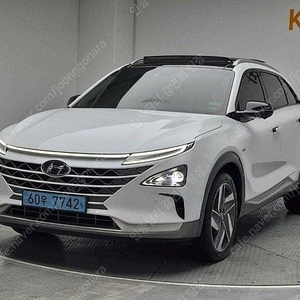 현대 넥쏘 중고차 흰색 2020년식 76,674km 프리미엄 개인사업자 차량구매
