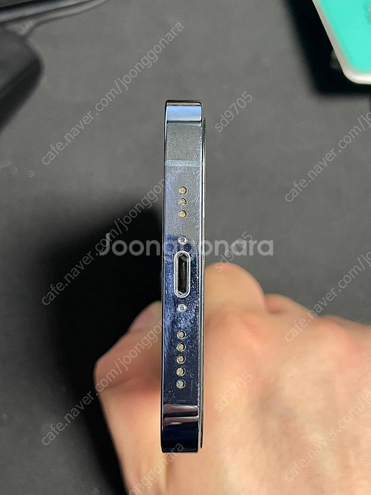 아이폰13PRO , 12PRO 상태 둘다 S급 (실내사...--2