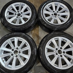 (판매) f10 bmw5시리즈 17인치 휠타이어 판매합니다