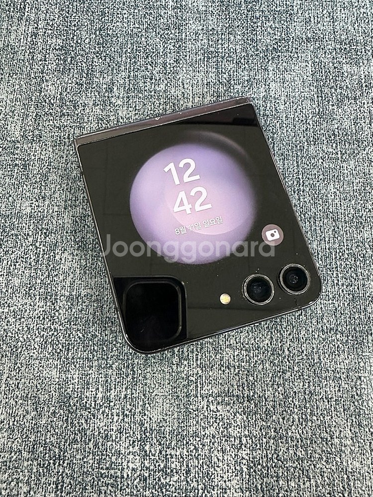 갤럭시Z플립5 256G 블랙 무잔상 미세점 멍 상태꿀 ...--6