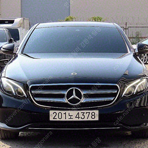 벤츠 E클래스 중고차 벤츠 중고차 수입중고차 검정색 2019년식 88,018km E300 아방가르드 첫차 중고차