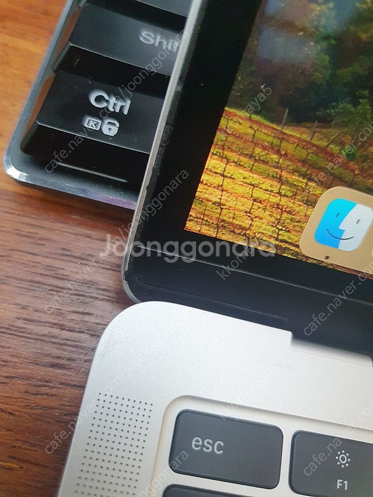 맥북에어 2019 13인치 i5 8G/256GB 팝니다...--1