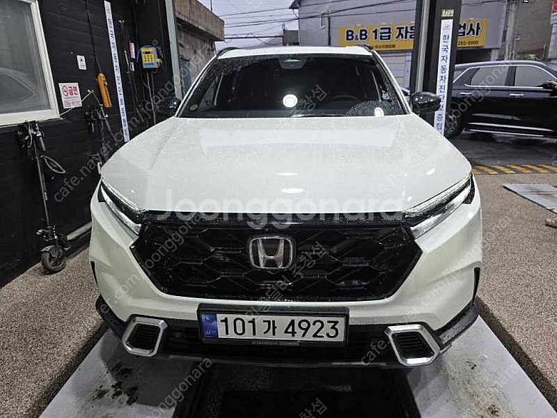 혼다 CRV 중고 6세대 하이브리드 투어링 2WD 20...--0