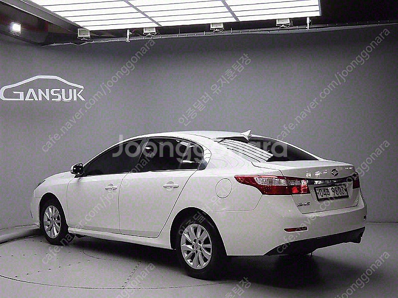 SM5 중고 SM5노바 중고 흰색 2017년식 2.0 ...--3