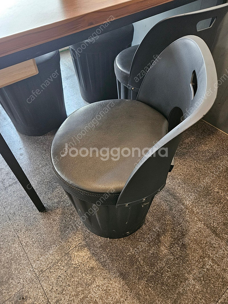 업소용 식탁 테이블 수납 의자 세트 팝니다--2
