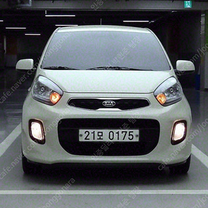 모닝 중고 모닝 더 뉴 모닝 중고차 흰색 2016년식 50,684km 럭셔리 중고자동차