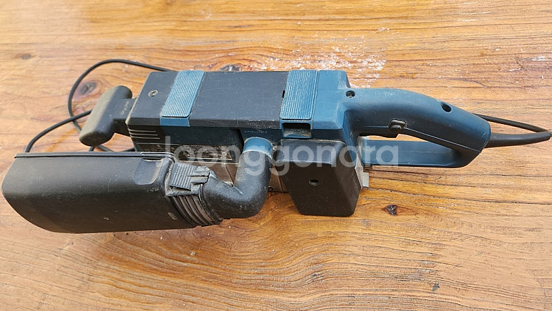 보쉬 벨트 샌더 GBS 75A--2
