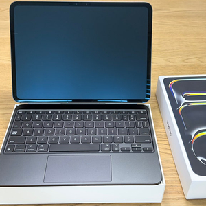 M4 아이패드 프로 11인치 WiFi 1TB 나노텍스쳐 + 매직키보드