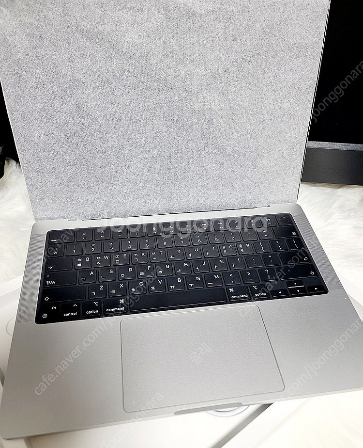 맥북 프로 pro M4 16gb 14인치 100% / ...--1