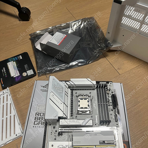 B850-A ASUS ROG STRIX WIFI 메인보드 팝니다