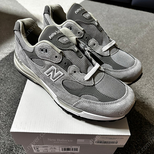뉴발란스 992 그레이 U992GY
