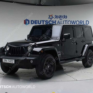 지프 랭글러 중고 JEEP 랭글러 검정색 2017년식 54,359km 3.6 스포츠 사하라 4DR 중고자동차 시세표