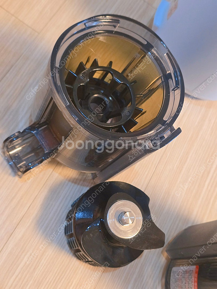 휴롬 슬림형 착즙기 H310A--2