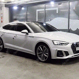 아우디 A5 중고차 아우디 중고 2020년식 18,345km 40 TDI 콰트로 프리미엄 스포트백 수원중고차